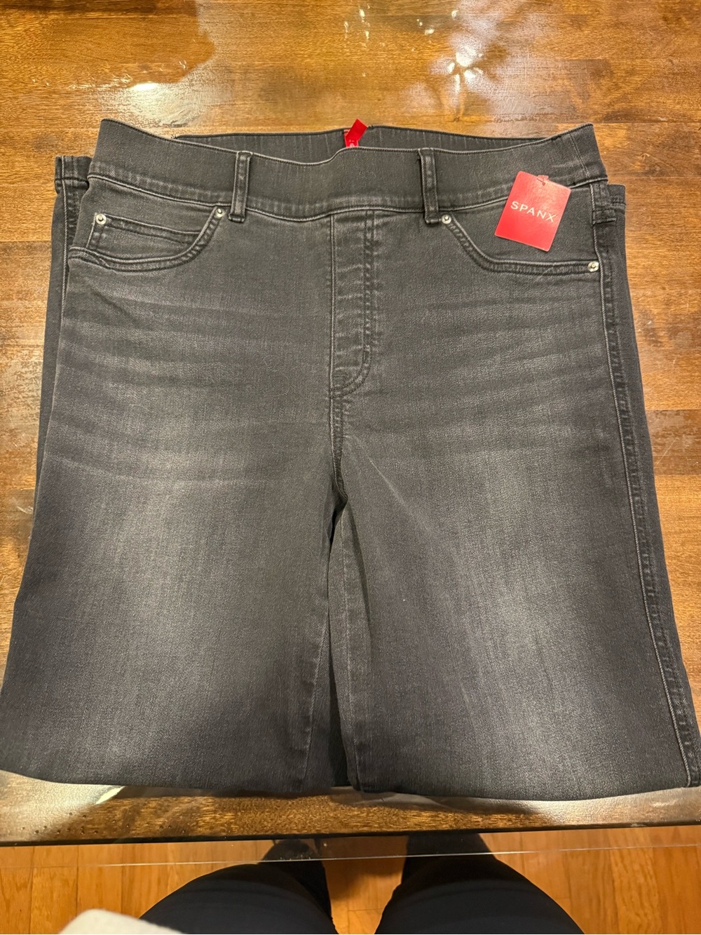 Spanx Straight Leg Pull-on Jeans - Vintage Black - Size Large - New with tags